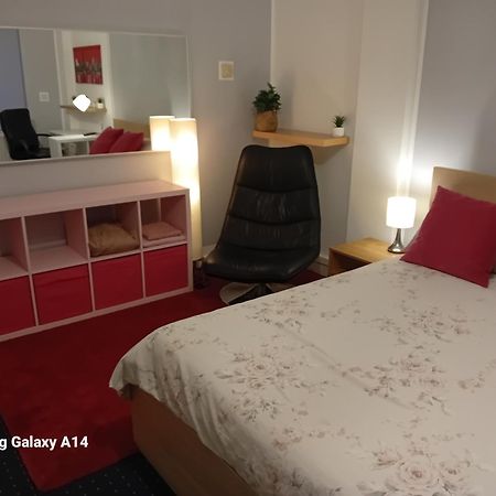 63 John Aird Court Apartment London Bagian luar foto