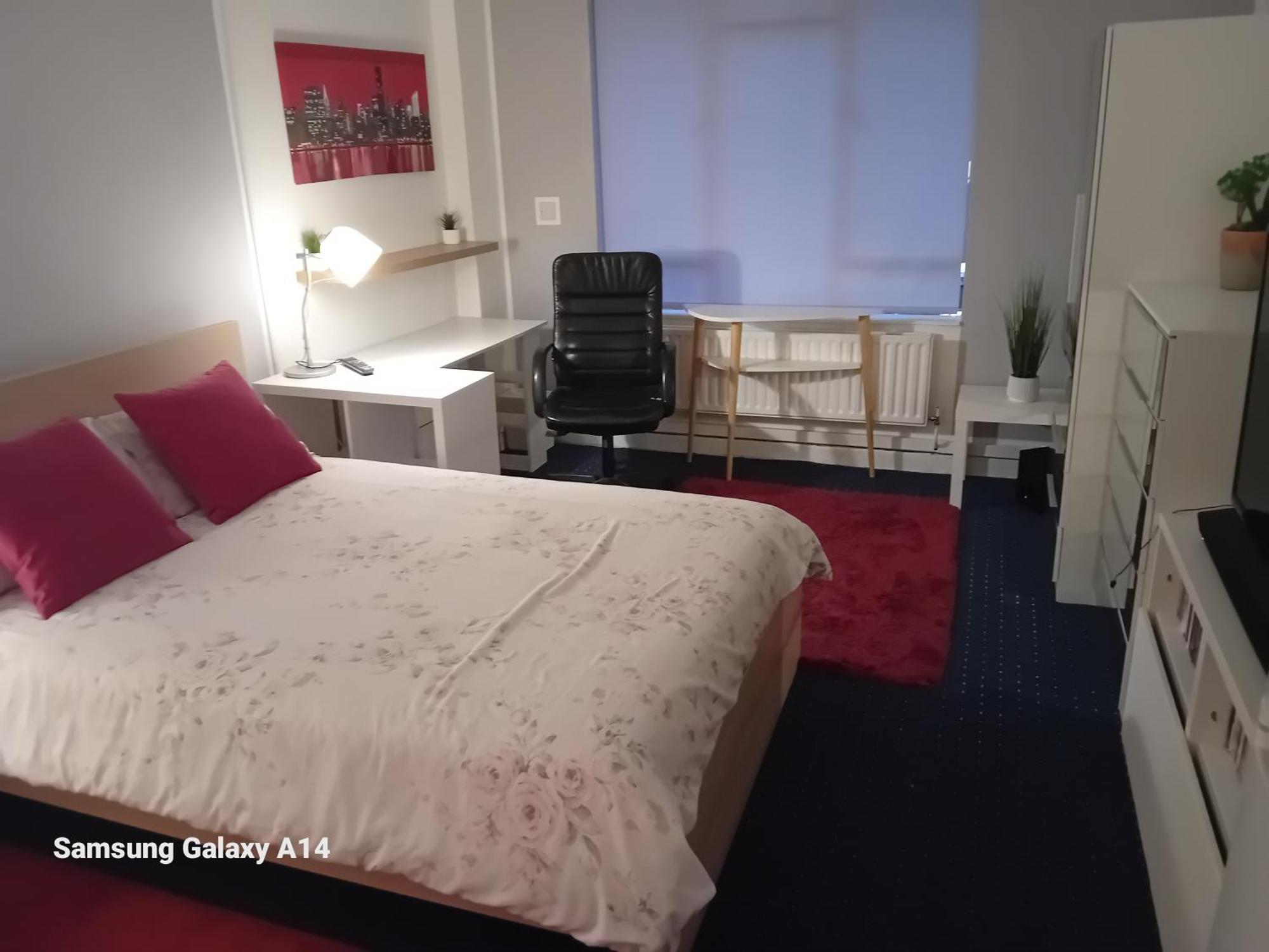 63 John Aird Court Apartment London Bagian luar foto