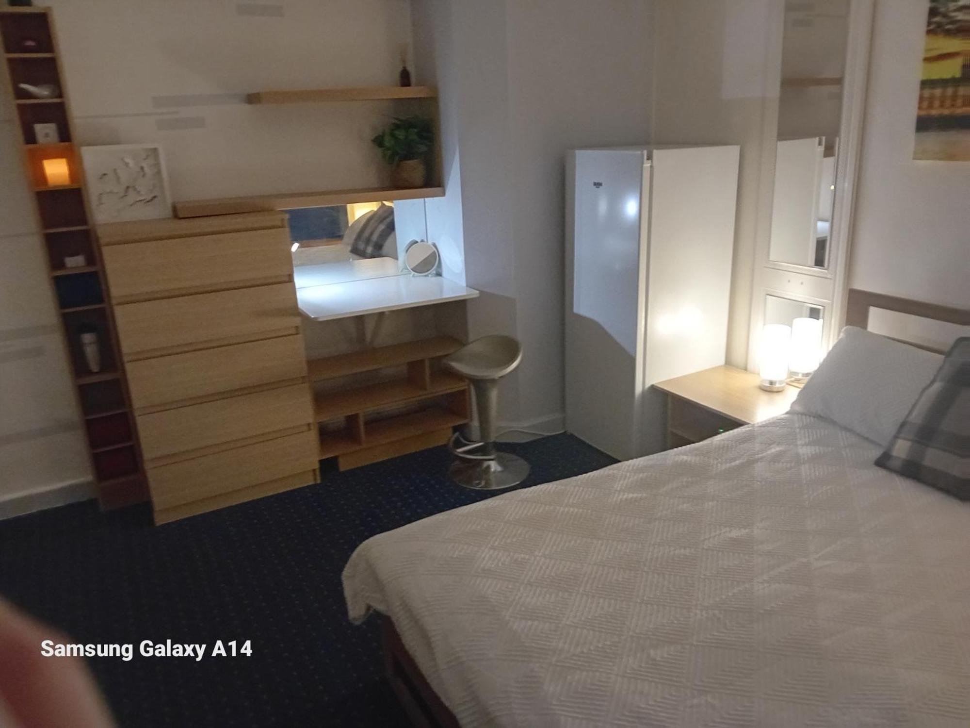 63 John Aird Court Apartment London Bagian luar foto
