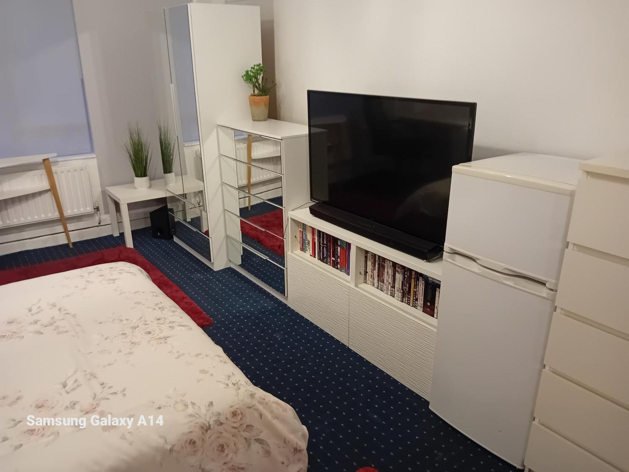 63 John Aird Court Apartment London Bagian luar foto