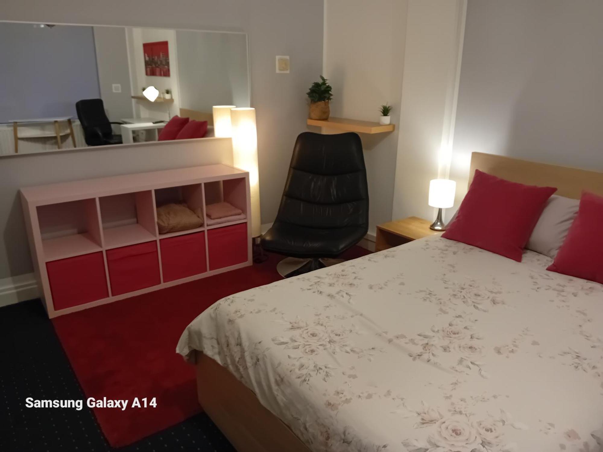 63 John Aird Court Apartment London Bagian luar foto
