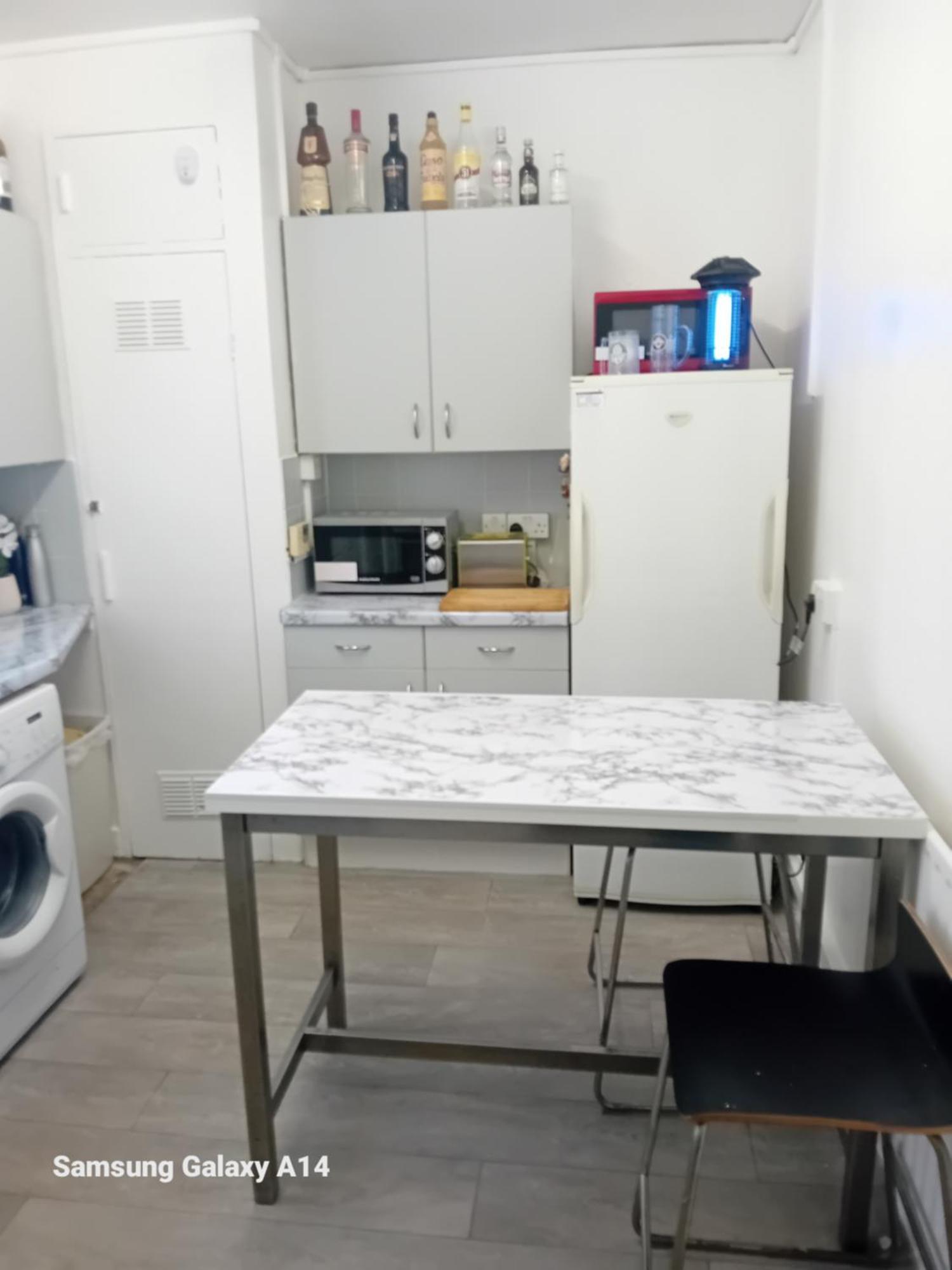 63 John Aird Court Apartment London Bagian luar foto